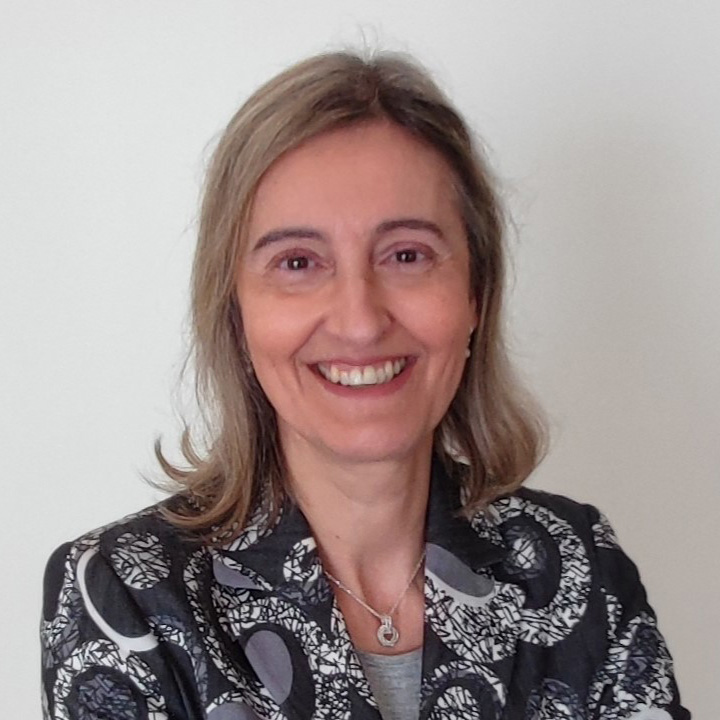 Paula Cristina Oliveira de Sousa